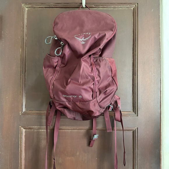 OSPREY Handbags - OSPREY | Skimmer 16 Hydration Backpack Day Pack **No Bladder* | Plum Red